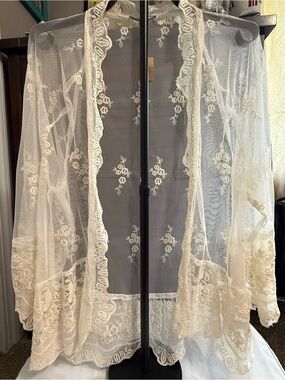 American Eagle Outfitters Ivory Lace Mesh Kimono NWT